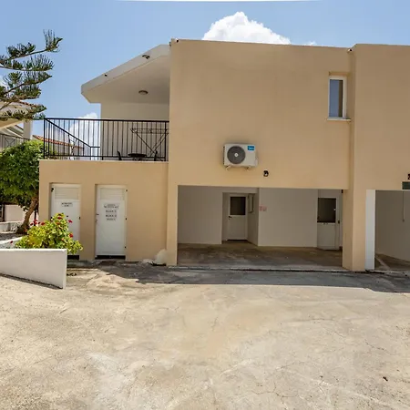 Danaos Seaside 101 With Pool In Tourist Area Apartament Pafos
