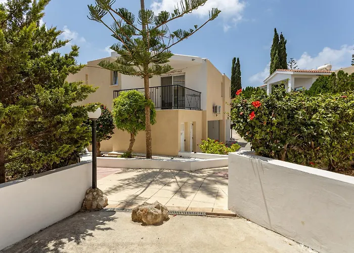 Danaos Seaside 101 With Pool In Tourist Area