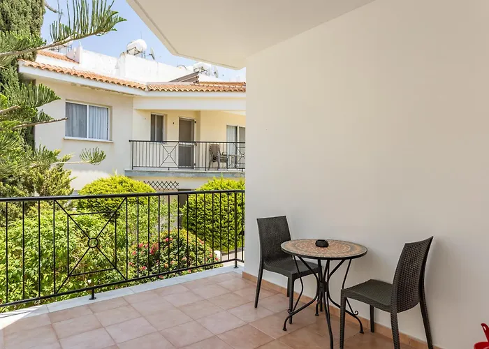 Danaos Seaside 101 With Pool In Tourist Area Пафос