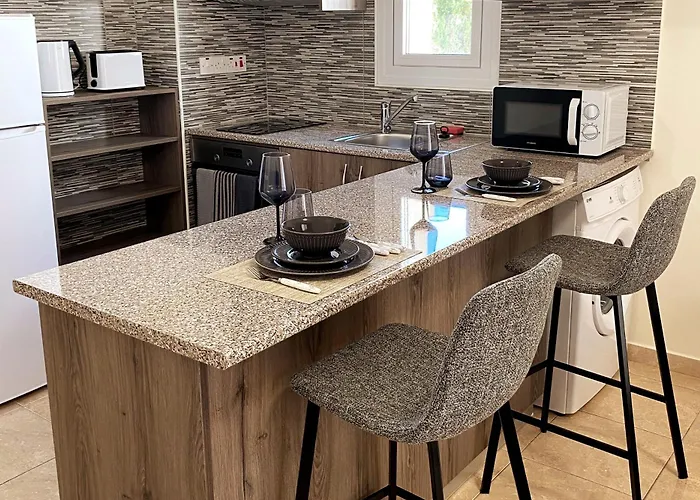 公寓 Danaos Seaside 101 With Pool In Tourist Area *