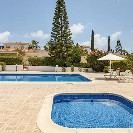 Danaos Seaside 101 With Pool In Tourist Area Апартаменты Пафос